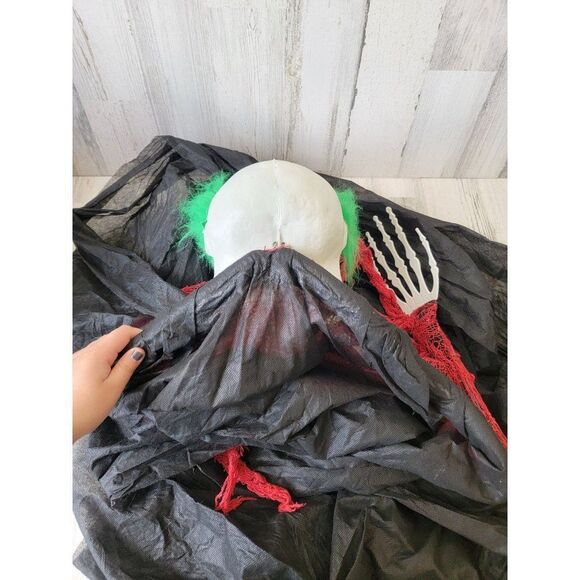 Halloween Joker clown hanging scary prop circus decor - Picture 10 of 11